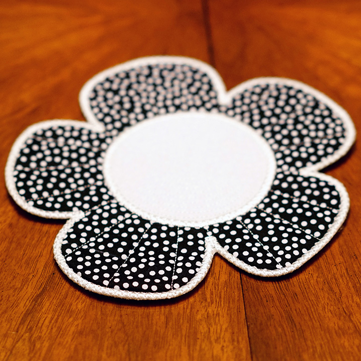 Flower Mug Rug